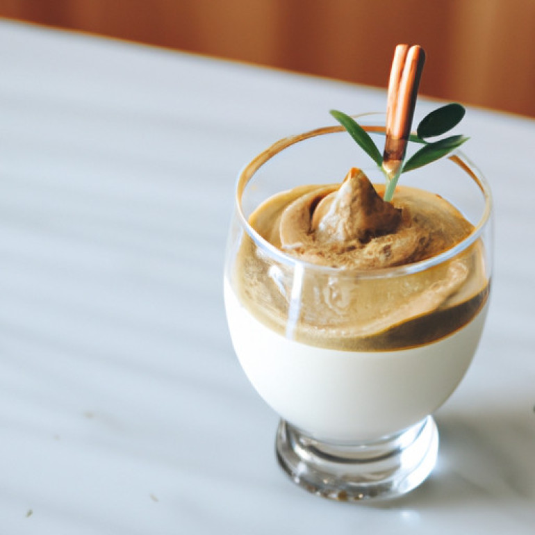 Savor the Best Dalgona Drink Recipe for a Flavorful and Refreshing Beverage