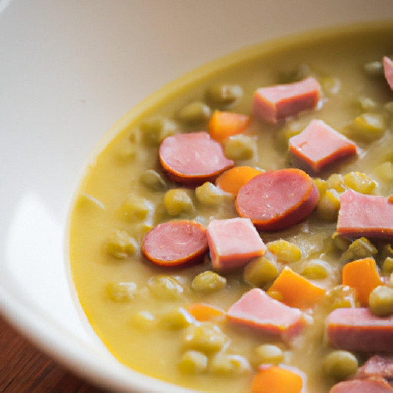 Savory Ham and Split Pea Soup: A Hearty Classic