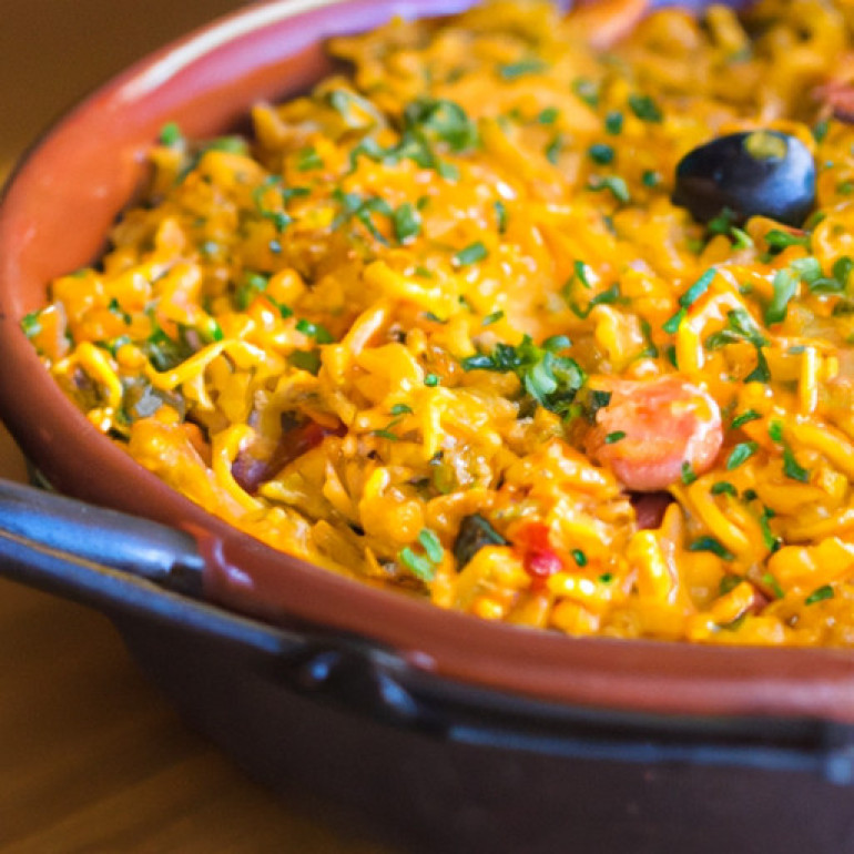 Savory Spanish Rice Casserole: A Flavorful Twist