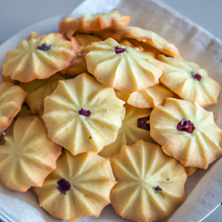 Delicate French Lace Cookies Recipe - Irresistibly Light and Crispy
