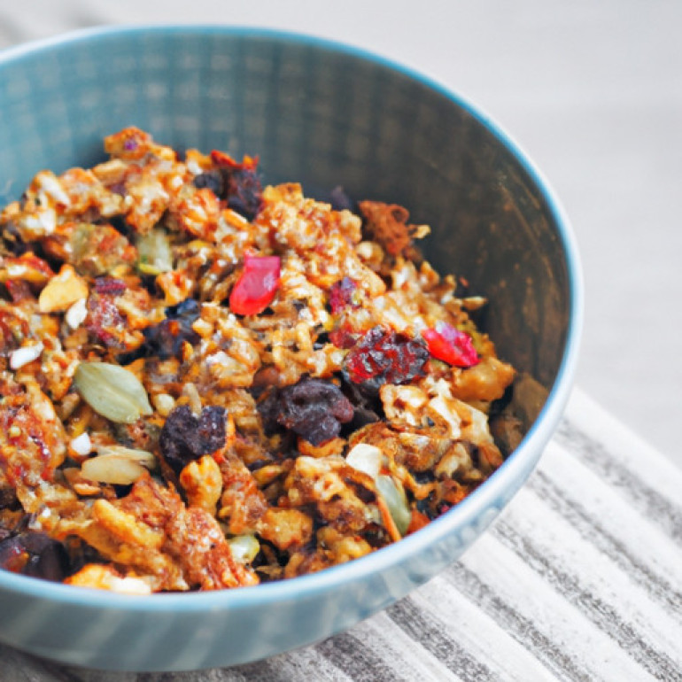 Homemade Granola Perfection: A Family Favorite Recipe