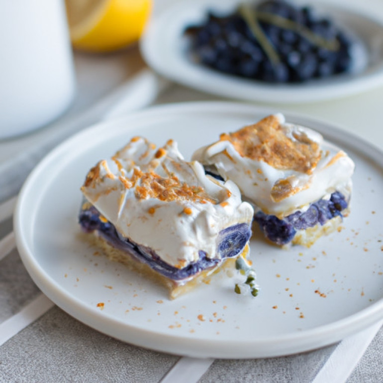 Lemony Blueberry Bars: A Sweet and Zesty Delight
