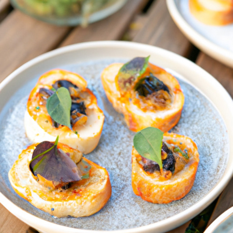 Savory Roasted Grape Crostini: Bursting with Fresh Herb Flavor