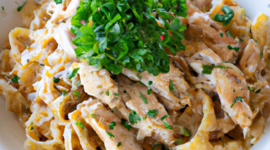 Creamy Garlic Alfredo Chicken: A Delectable Twist!