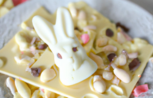 Delicious White Chocolate Bunny Bark Recipe for Easter Festivities