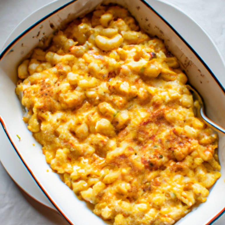 Ultimate Sheet Pan Macaroni and Cheese Bake