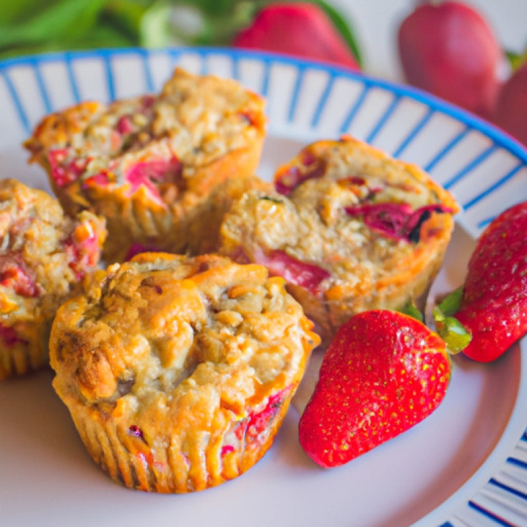 Delicious Vegan Strawberry Muffins Recipe