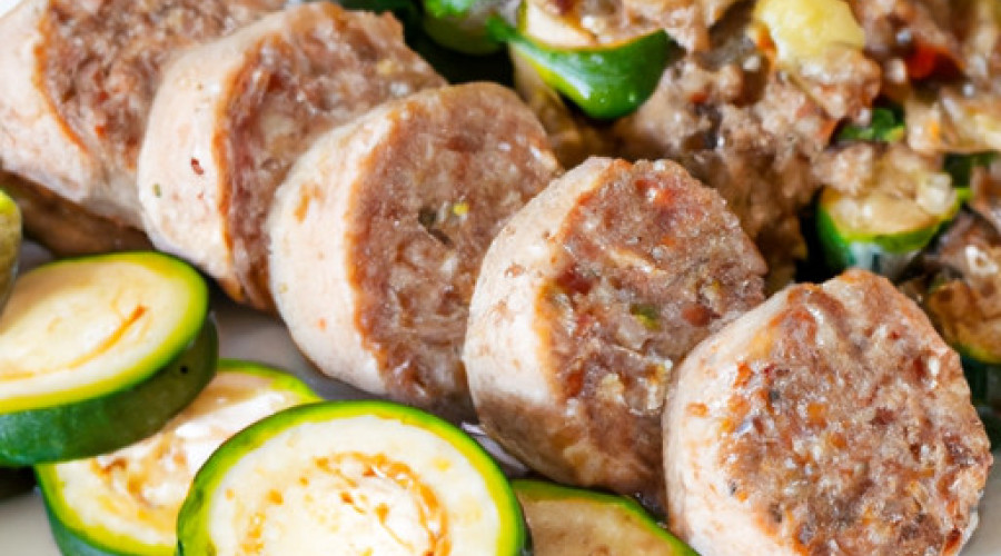 Savory Turkey Quinoa Zucchini Mini Meatloaves : A Delicious Twist