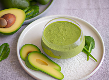 Ultimate Avocado Spinach Keto Smoothie Recipe