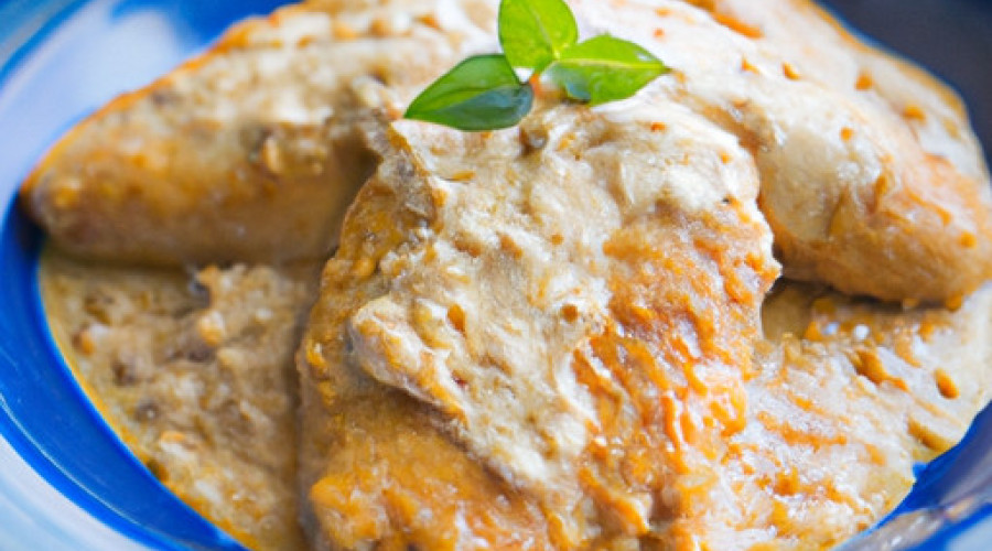 Savory Sherry-Dijon Chicken: A Flavorful Twist