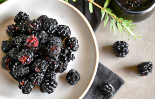 Ultimate Blackberry Bliss: A Sumptuous Dessert Option