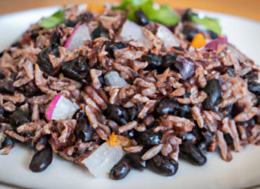 Delectable Brown Rice & Black Bean Salad Recipe