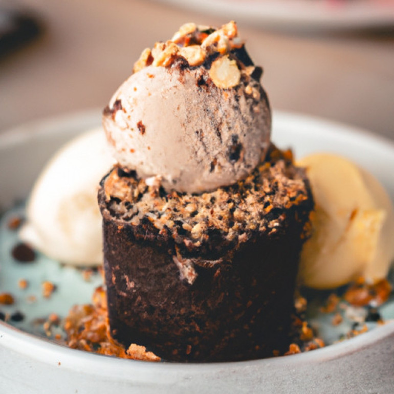 Irresistible Chocolate Mug Cake Recipe: A Decadent Treat in Minutes