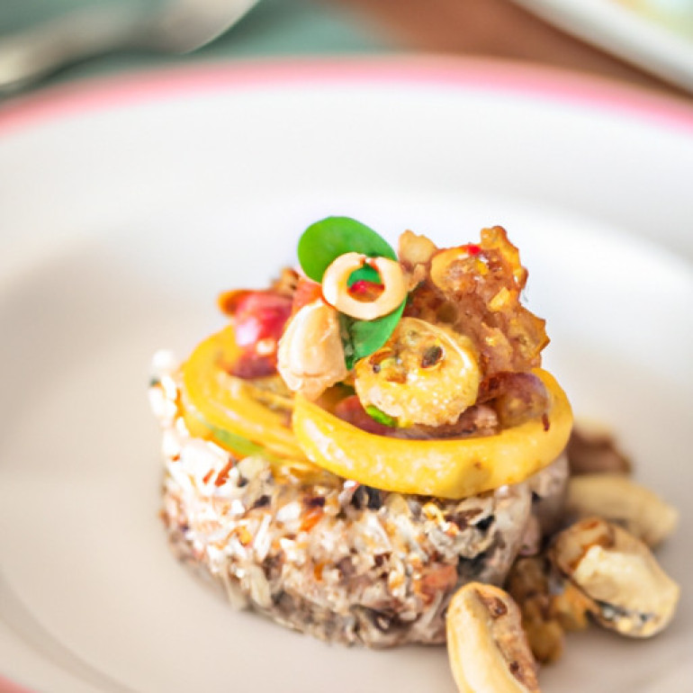 Savor the Ultimate Vegetarian Quinoa Casserole
