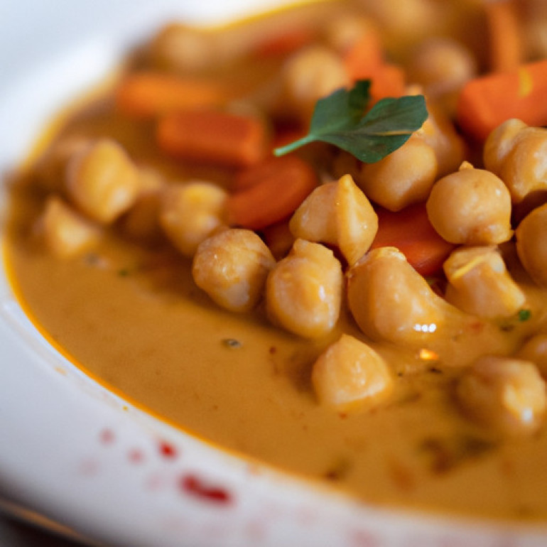 Delicious Chickpea and Carrot Curry Recipe: A Flavorful Twist