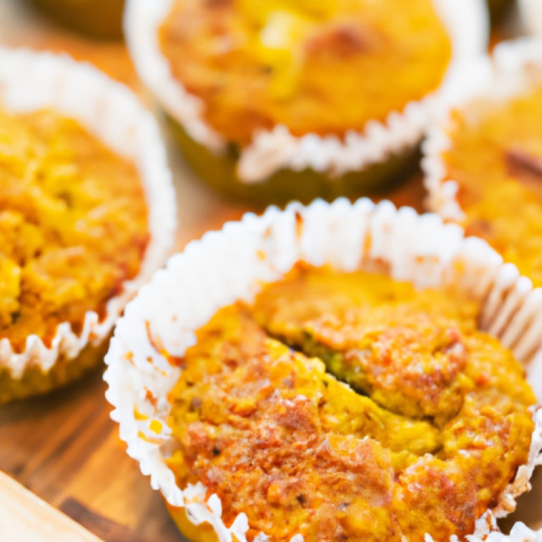 Delicious Carrot and Apple Muffins: A Scrumptious Blend of Sweetness